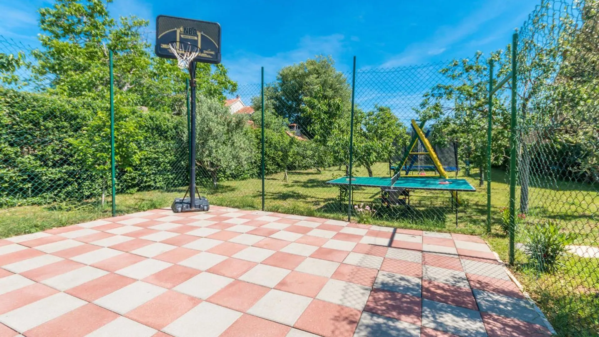 Villa Luka Polaca